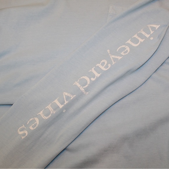 Vineyard Vines baby blue T-shirt (men’s M) - Picture 5 of 9